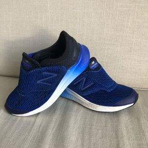 New Balance Fresh Foam little Boys shoes sz 11